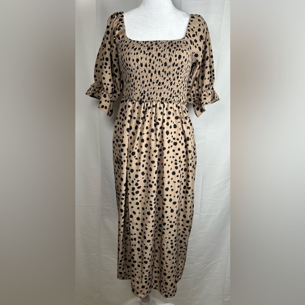 C+D+M Polka Dot Leopard Print Midi Dress Women’s Small Smocked Tan Black